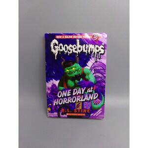 Goosebumps‎ One Day at Horrorland Book R.L. Stine Horror Novel Scholastic